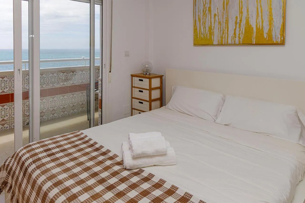First Line Apartment Sea Views With Pool And Free Parking Benalmádena 0*,  España