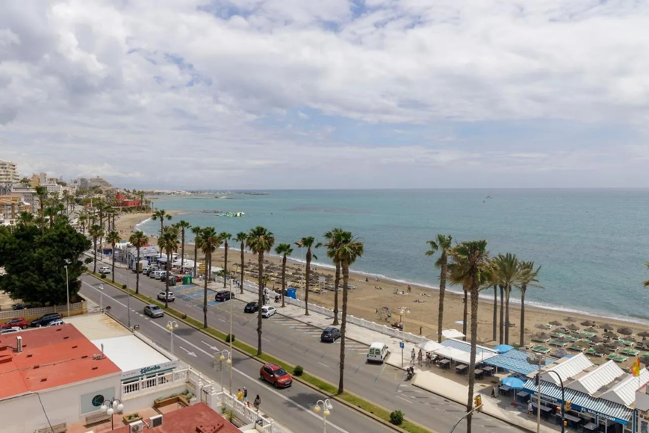 First Line Apartment Sea Views With Pool And Free Parking Benalmádena