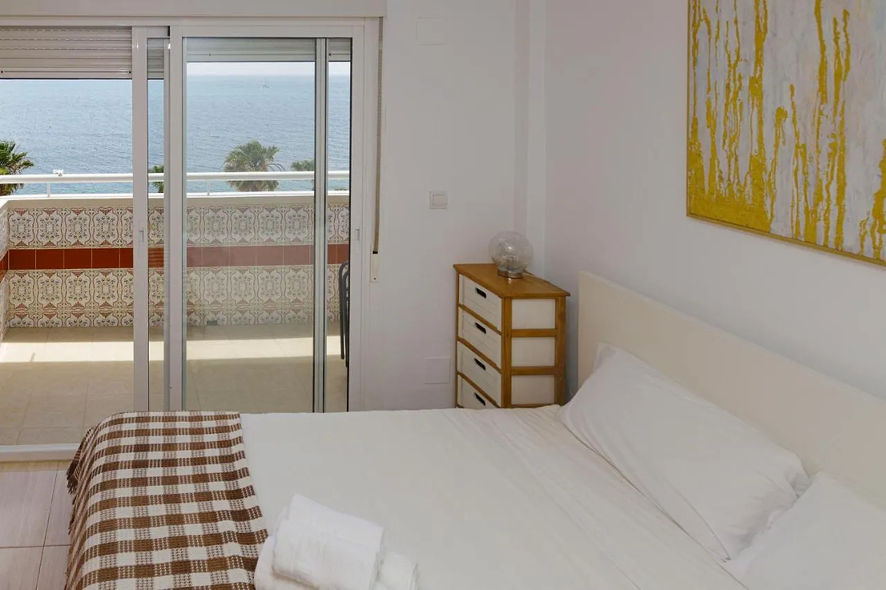 First Line Apartment Sea Views With Pool And Free Parking Benalmádena